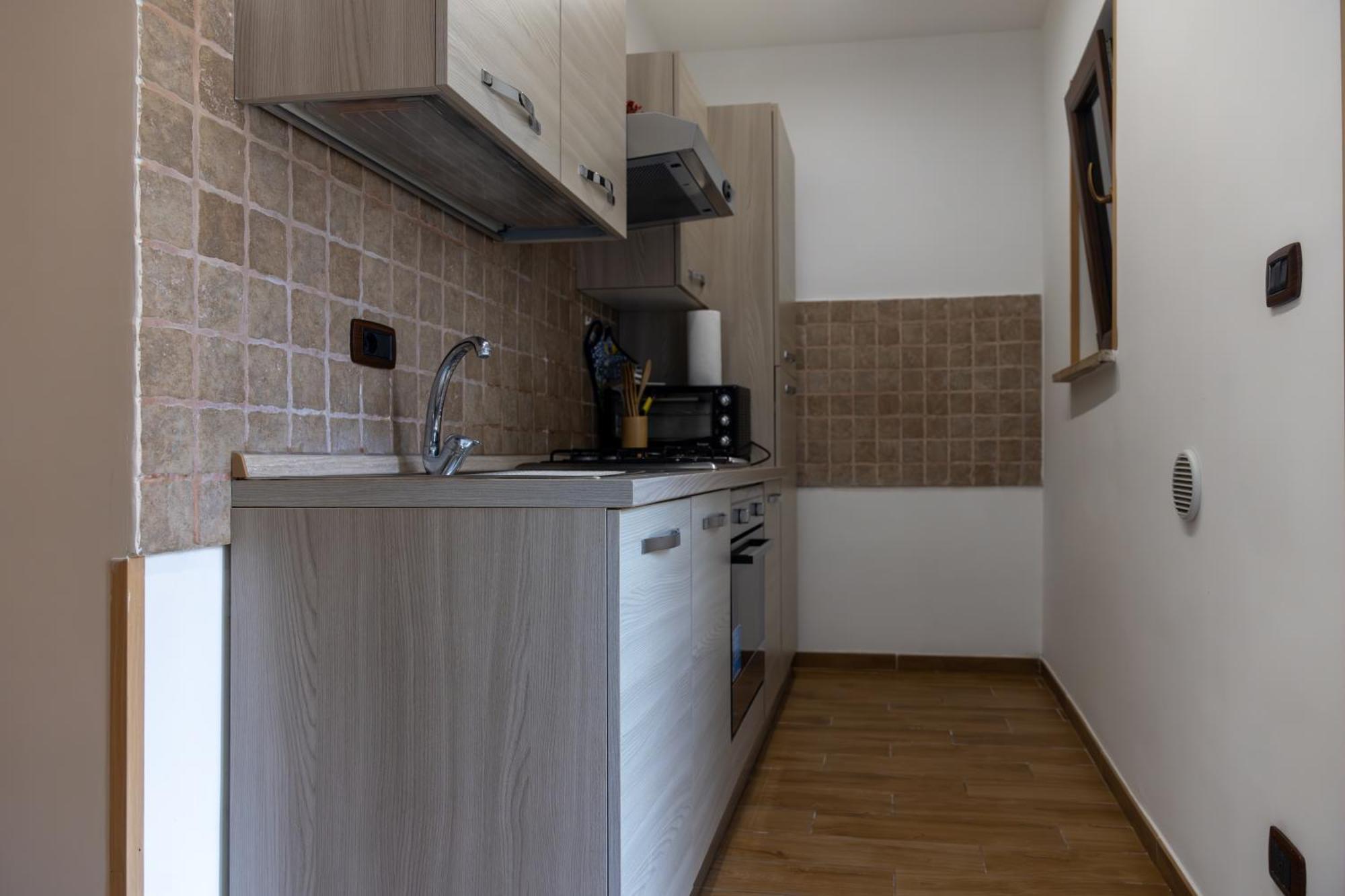 Casa Vacanze Alla Maison 피우미치노 외부 사진