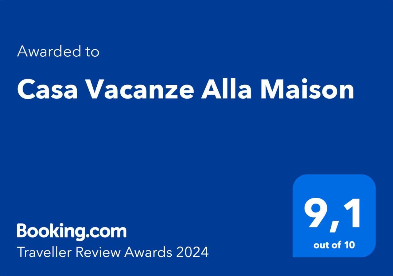 Casa Vacanze Alla Maison 피우미치노 외부 사진