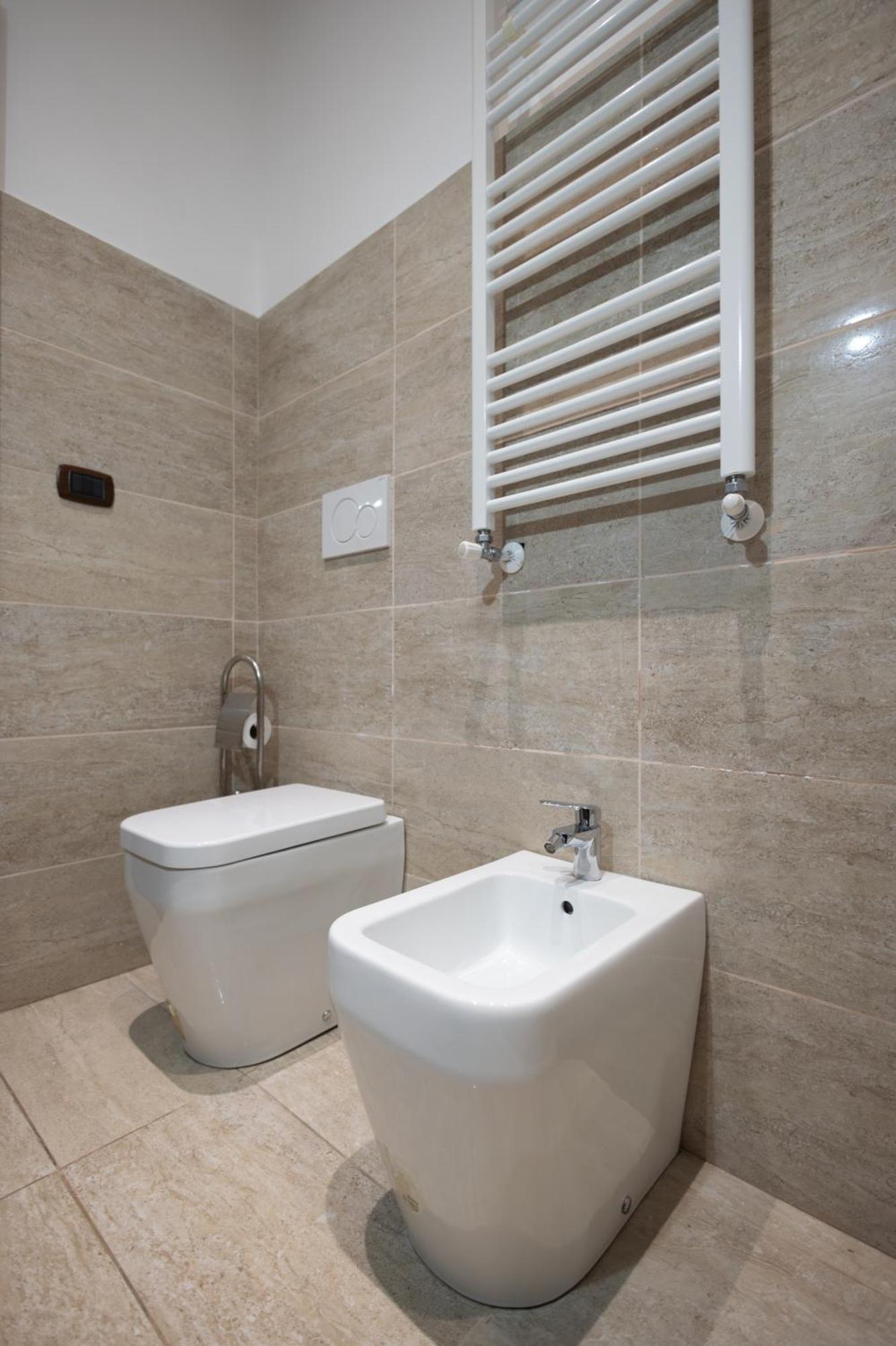 Casa Vacanze Alla Maison 피우미치노 외부 사진